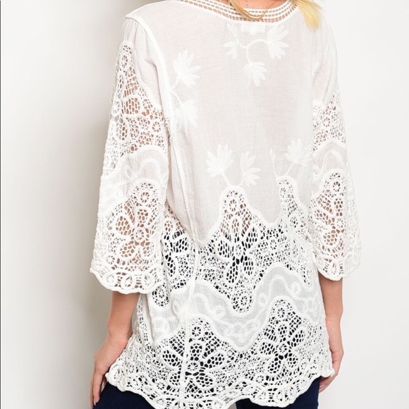 White 3/4 Sleeve Tunic Top, Crochet Detail - Picture 3 of 3